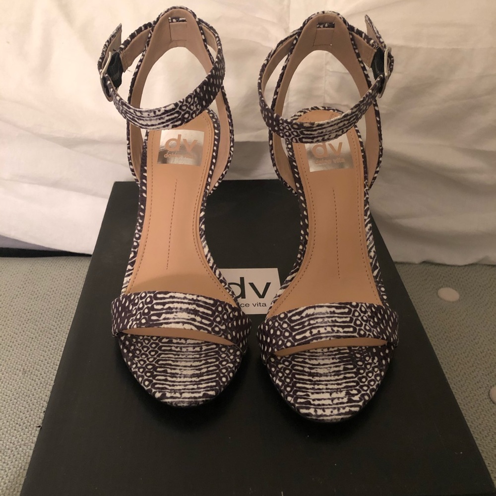 Dolce Vita Berkeley snake print high heel shoe - Picture 1 of 7